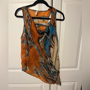 Shear sleeveless asymmetrical rust and Blue blouse size M